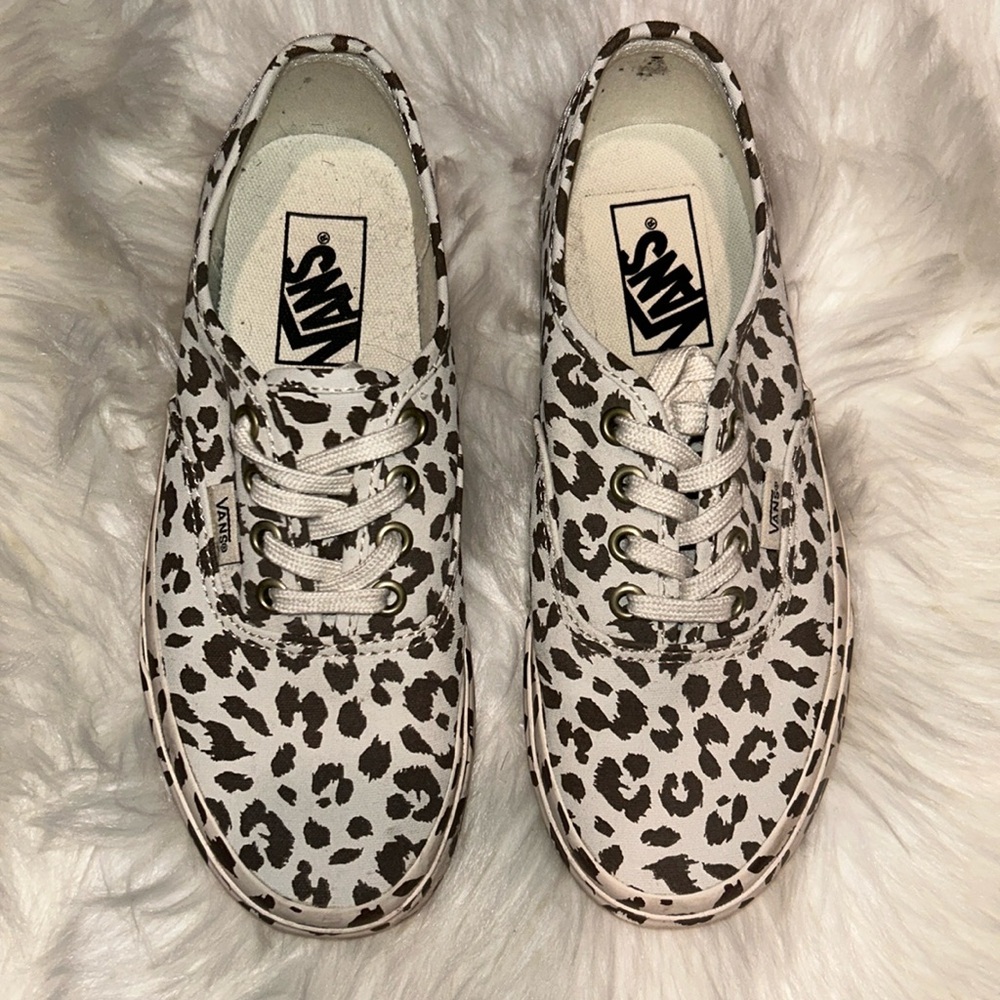 Brown leopard vans